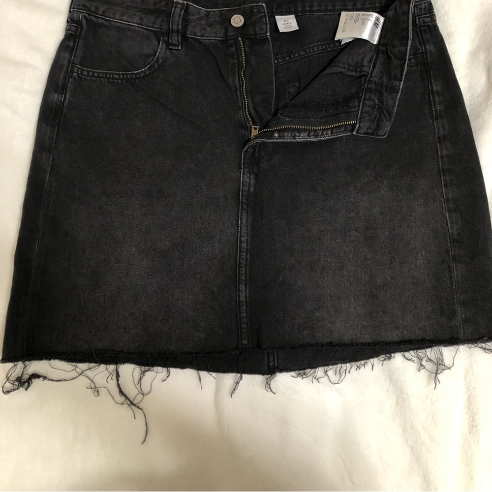 H&M Denim Jean Skirt - Size 10 excellent condition l